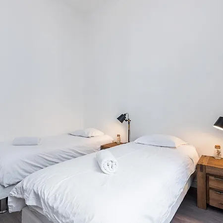 Jean Medecin Av - Large 2 Bdrs Ac Nice