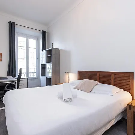 Jean Medecin Av - Large 2 Bdrs Ac Nizza