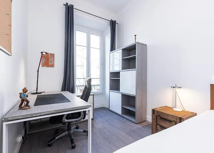 Appartement Jean Medecin Av - Large 2 Bdrs Ac *